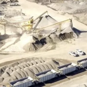 Vaca Muerta: la petrolera YPF evalúa la construcción de un tren
